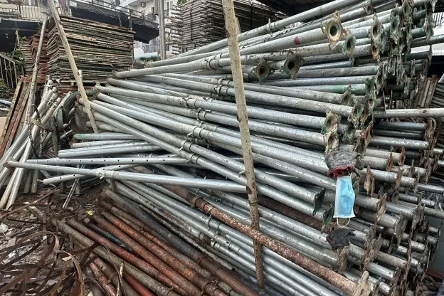 Giàn giáo nêm gồm những cấu kiện nào?
