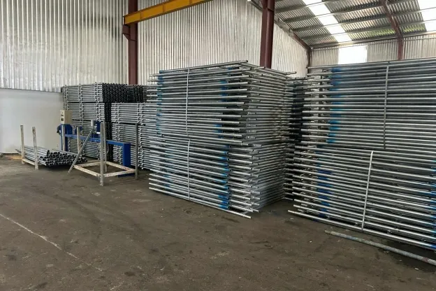 Công ty sản xuất giàn giáo xây dựng tại TPHCM uy tín